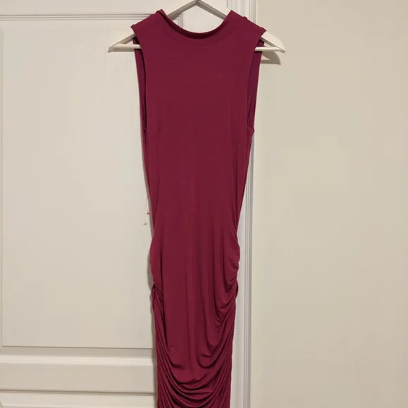 Bebe Bodycon Dress - Picture 2 of 6